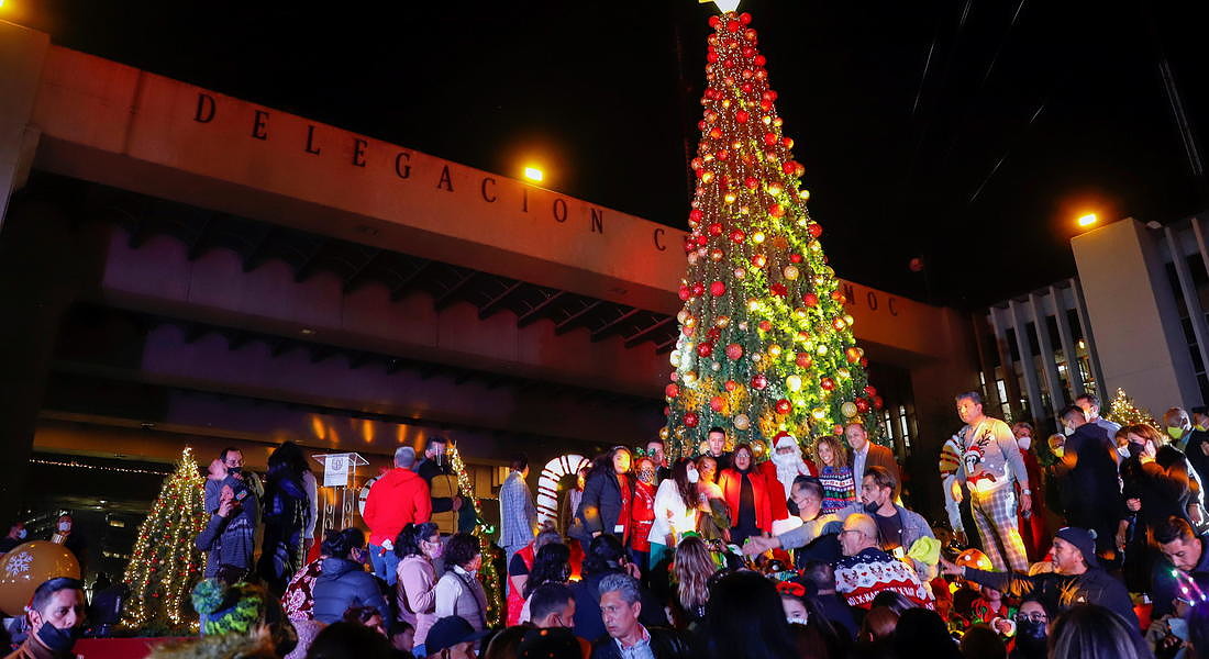 Mexico City Christmas tree lighting © EPA