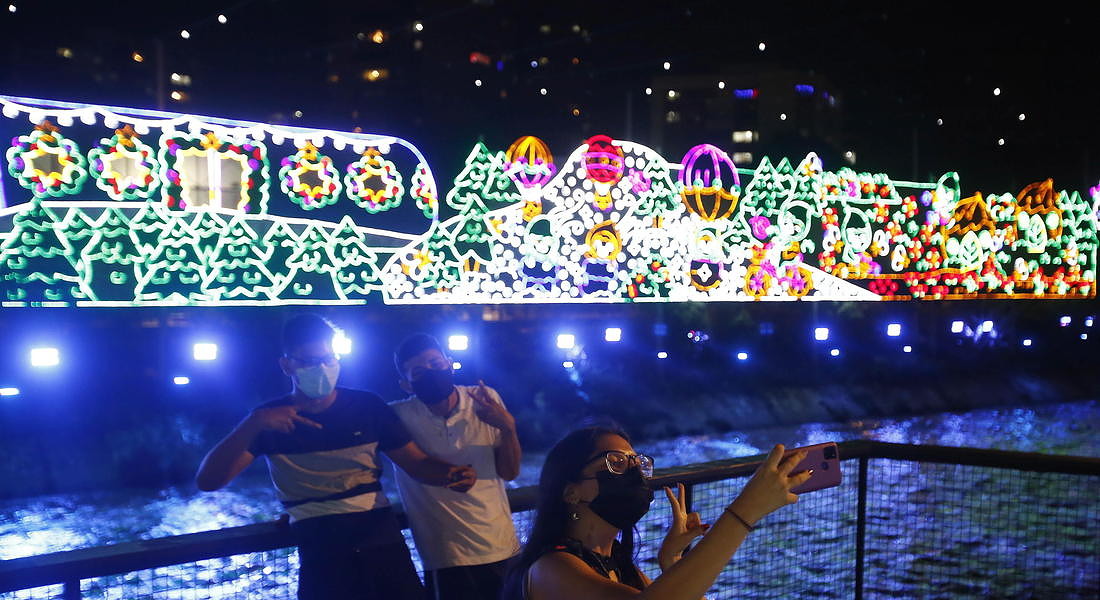 Christmas lights on display in Medellin, Colombia © EPA