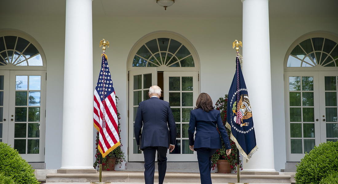 US President Joe Biden gives update on Covid-19 at White House © EPA
