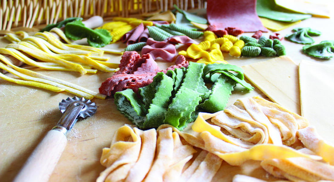 foto da  “La tua pasta fresca fatta in casa” (Edizioni Lswr) di Natalia Piciocchi © ANSA