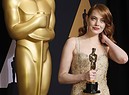 Emma Stone con l'Oscar in mano (2017) (ANSA)