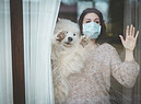 La convivenza con gli animali, anche durante la pandemia del coronavirus è fonte di benessere foto iStock. (ANSA)