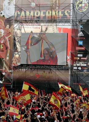 La Spagna vuole Aragones:  'Resta'