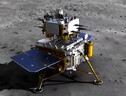 Rappresentazione artistica del lander Chang'e sul suolo lunare (fonte: China News Service da Wikipedia) (ANSA)