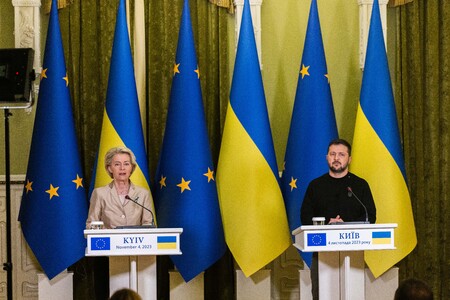 Ue, 'pronti a riconoscere progressi Kiev verso l'adesione'