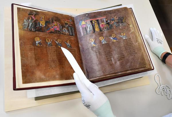 Restauro 'Codex Purpureus Rossanensis' Foto di Ettore Ferrari © ANSA