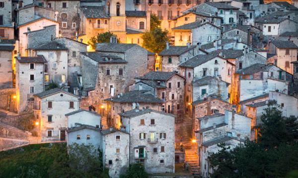 Abruzzo Scanno, presepe in pietra nellAlta Valle del Sagitta © ANSA