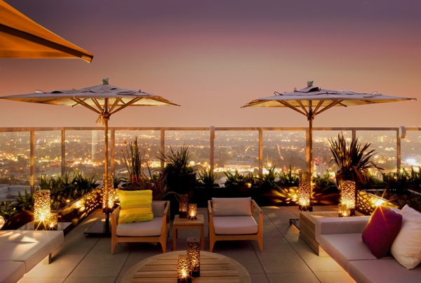 La terrazza panoramica dello storico albergo Andaz West Hollywood (credit West Hollywood Travel/Tourism Board) © Ansa