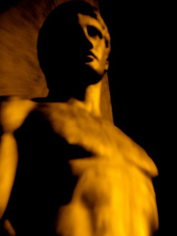 Statue vive, emozioni nel marmo nelle foto di Sergio Visciano © ANSA