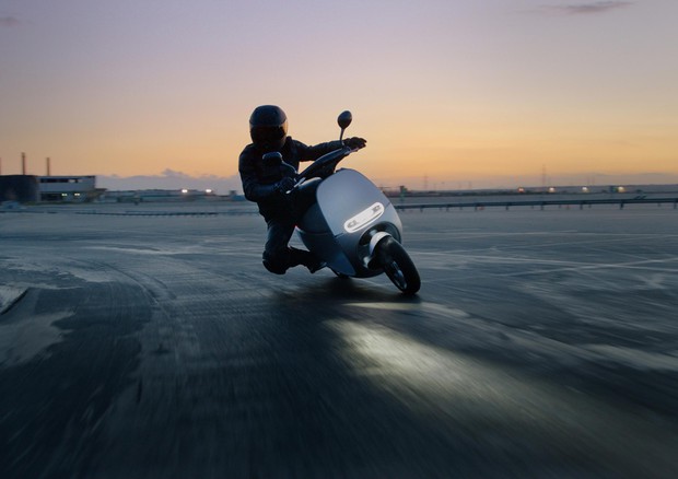 Lo scooter elettrico di Gogoro debutta in Europa © ANSA