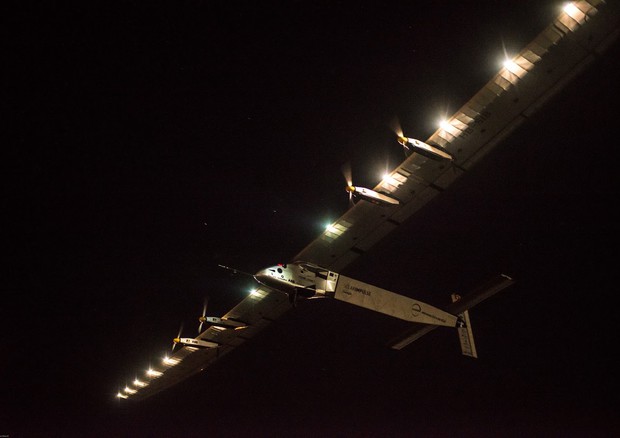 Solar Impulse 2 decollato per la traversata dell'Atlantico © ANSA
