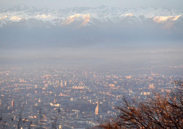 Inquinamento a Torino © ANSA
