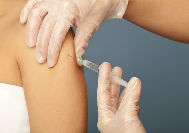 Creato vaccino anti-colesterolo, in corso test clinici © Ansa