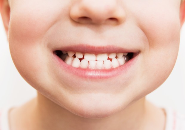 Digrignare i denti è uno dei sintomi nelle vittime di bullismo © Ansa