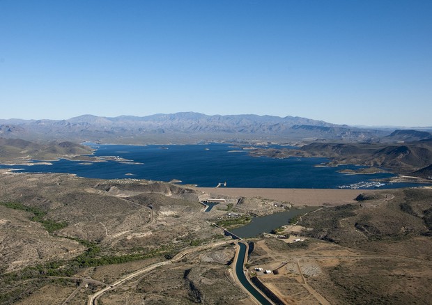 Negli Usa l'evaporazione di laghi e bacini idrici potrebbe fornire il 70% dell'energia prodotta ogni anno (fonte: Central Arizona Project) © Ansa