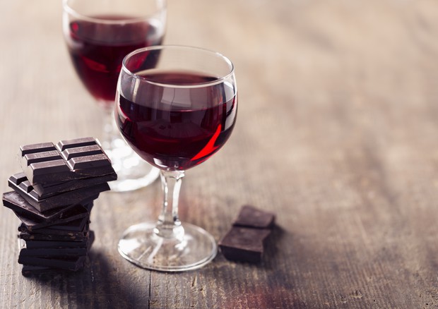 Cioccolata, tè, vino rosso potenziali alleati contro diabete © Ansa