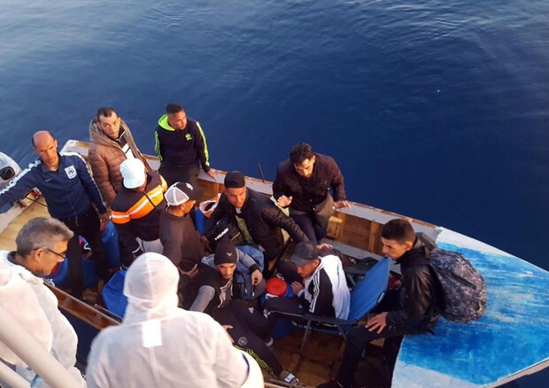 Migranti: Frontex,verso anno con minor numero arrivi da 2014 © ANSA