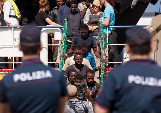 Sofo (FdI), interrogazione a Ue su emergenza migranti in Calabria © ANSA