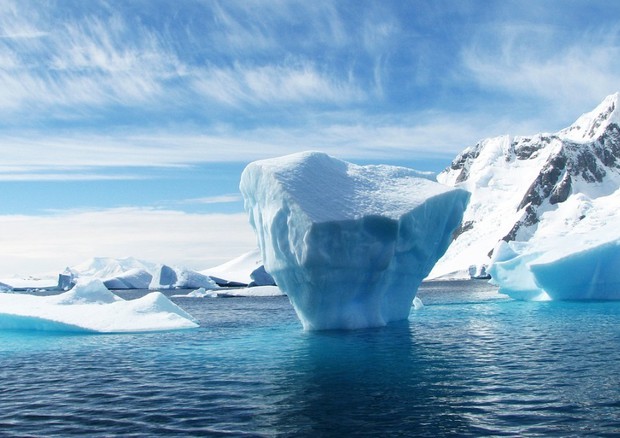 L’Antartide rischia di perdere i suoi ghiacci con temperature più alte di 2 gradi, come quelle attese questo secolo, per un tempo prolungato. (fonte: Pixabay) © Ansa