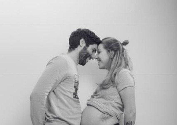 Chiara e la spondilite,incontro alla gravidanza col sorriso © ANSA