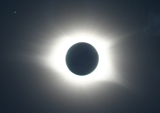 L'eclissi totale di Sole del 21 agosto 2017 vista dal campus della Western Carolina University (fonte: Vince Reinhar/Flickr) © Ansa