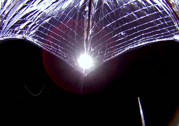 La vela solare Lightsail 2 (fonte: The Planetary Society) © Ansa