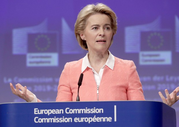 La Commissione Ue presenta la strategia europea sul digitale © EPA