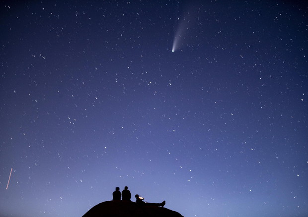 La cometa Neowise vista dal Nord America © EPA