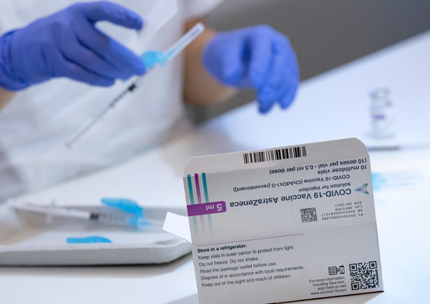Il vaccino anti-Covid Astrazeneca © EPA