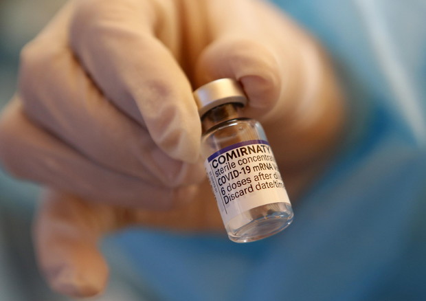 Vaccino anti-Covid © EPA
