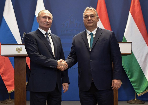 Orban vedr� Putin,'vorrei aumentare flussi gas a Ungheria' © EPA