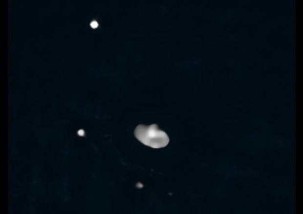 130 Elektra e le sue 3 lune, fotografato dal Very Large Telescope (Eso) (ESO/Berdeu et al., Yang et al.) © Ansa