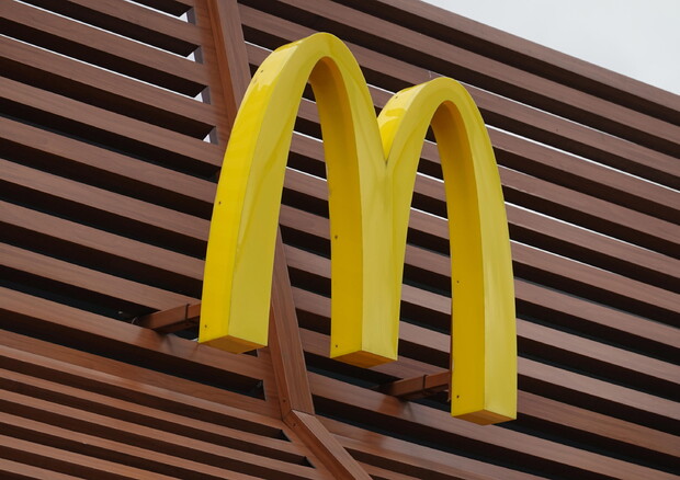 Ucraina:  riapre McDonald's a Kiev dopo 7 mesi © EPA