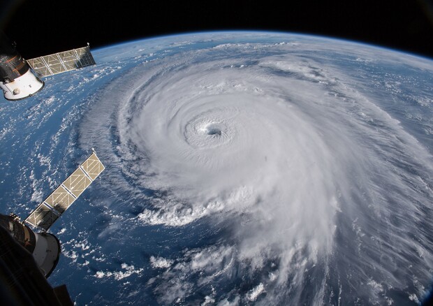 L'uragano Florence (settemre 2018) visto dallo spazio (fonte: NASA Goddard Space Flight Center from Greenbelt, MD, USA, da Wikipedia) © Ansa