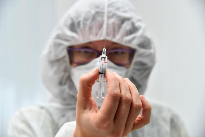Virologa italiana del team di Fauci,2 vaccini a dicembre