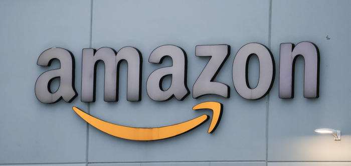 Maxi multa ad Amazon per violazione norme Ue privacy