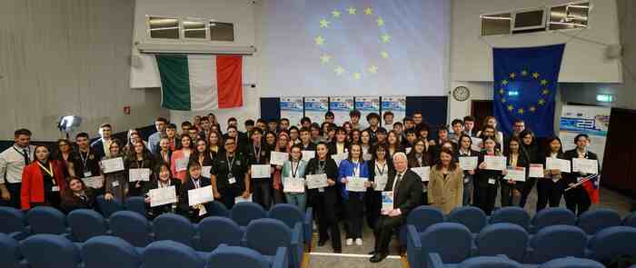 Honoring young inventors for their projects – News Ragazzi