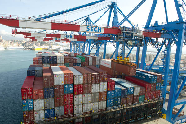 Porti: Genova, nuovo record container, 2 mln 243 mila teu
