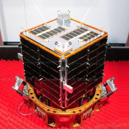 Il satellite AlmaSat-1 (fonte: Università di Bologna)
