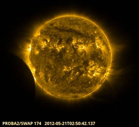 L'eclisse anulare di Sole del 20 maggio 2012 osservata dalla sonda europea Proba (fonte: ESA)