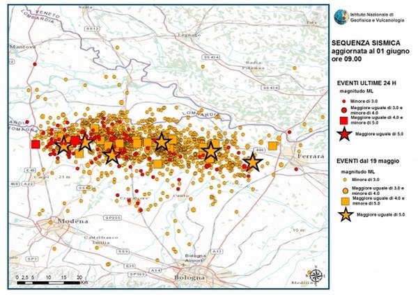 Mappa della sequenza sismica in Emilia Romagna aggiornata alle ore 09.00 del 1 giugno. In rosso gli eventi avvenuti nelle ultime 24 ore (fonte: INGV)