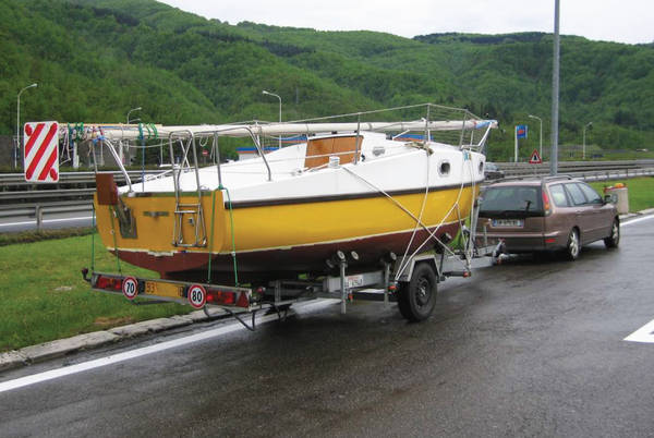 REPROBOX Siku V 297-Oldsmobile Toronado con rimorchio barca e barca a motore 