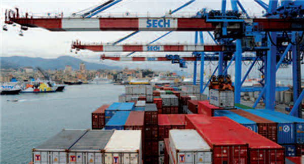 Confitarma: 90% delle merci viaggia ancora su navi