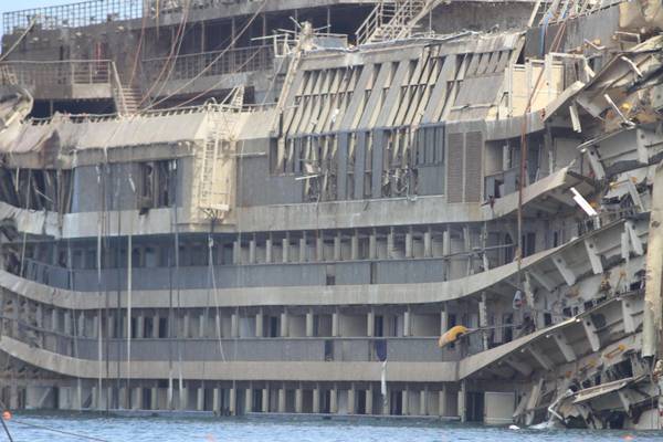 Concordia: Merlo, porto Genova può accoglierla