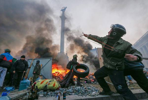 >ANSA-CRONOLOGIA/2014: MONDO; Ucraina, crolla il regime