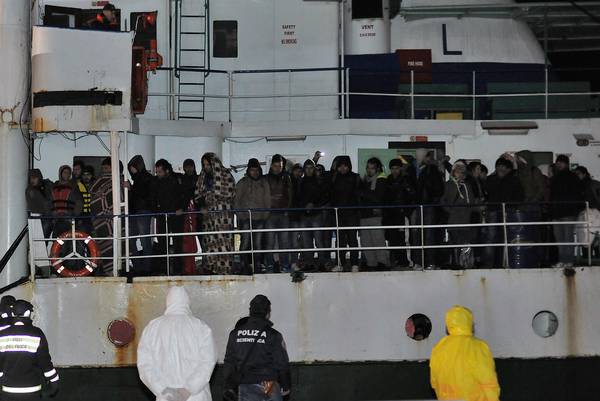 Immigrazione: Ue, lotta a trafficanti top priorità