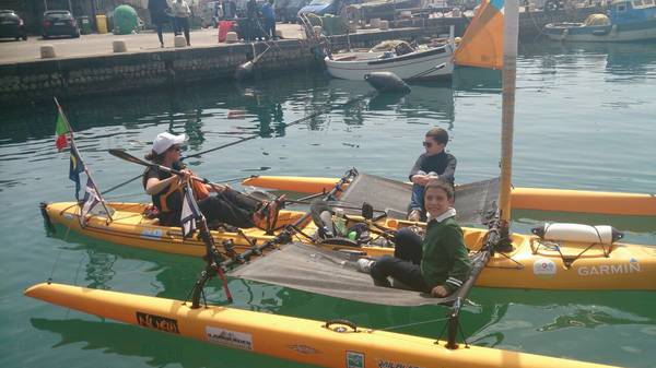 In kayak da Danimarca a Turchia, fanno tappa a Salerno