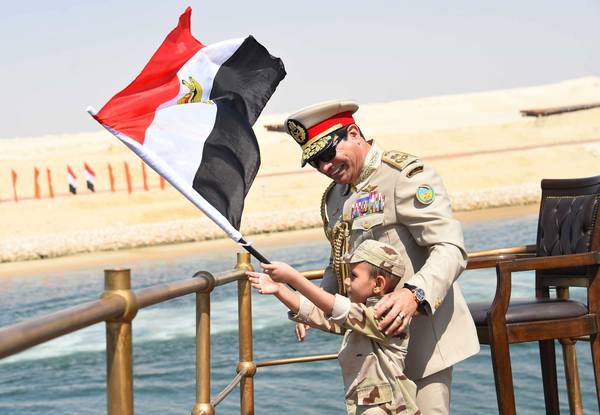 Egitto: Sisi celebra il 1.o anniversario del raddoppio del Canale di Suez