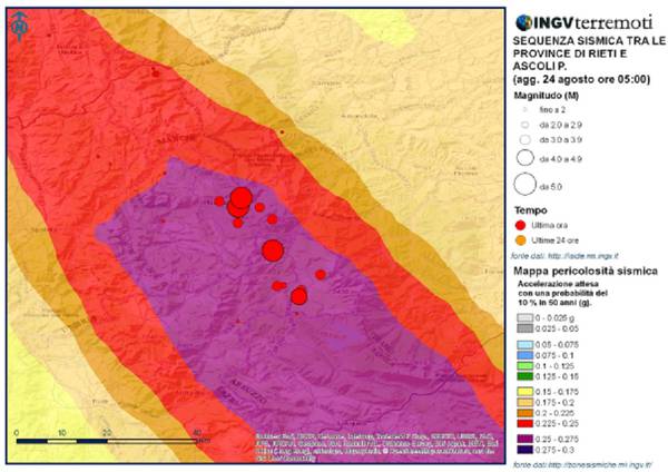 Mappa della pericolosità sismica, nella quale sono segnalati i terremoti del 24 agosto 2016 (fonte: INGV)