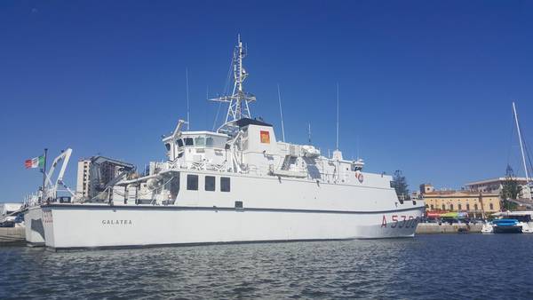 Marina:catamarano Galatea a Olbia per aggiornare cartografia